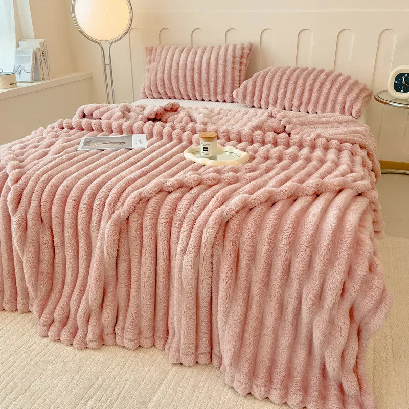 Luxurious Faux Rabbit Fur Blanket Super Soft Throw for Home