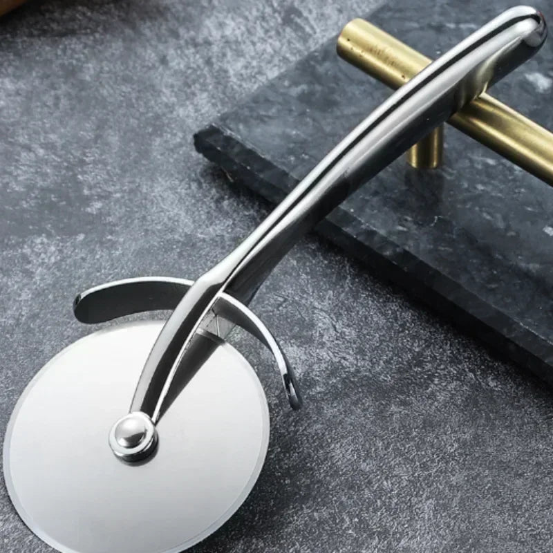 Stainless Steel Pizza Cutter Wheel With Zinc Alloy Handle