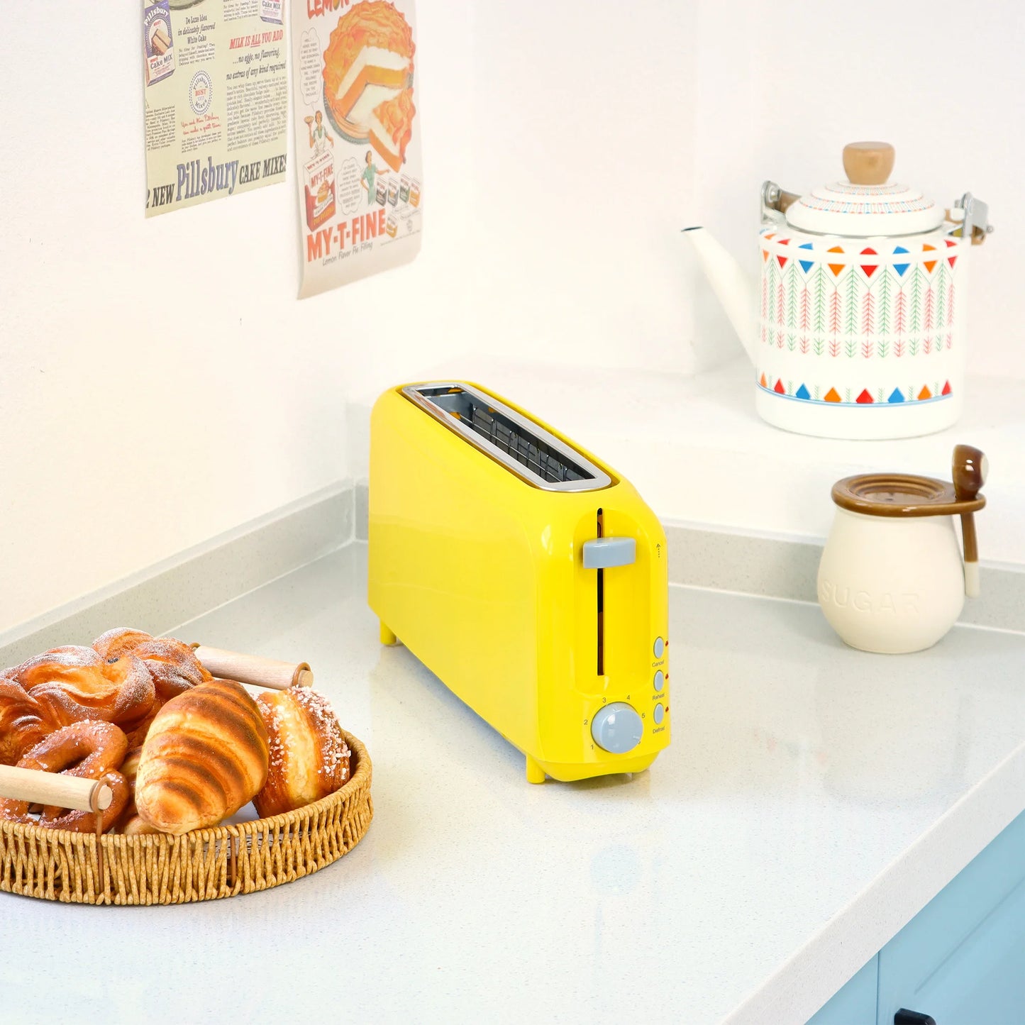 YUKOOL Toaster With Auto Shutoff 6 Shade Settings Removable Tray