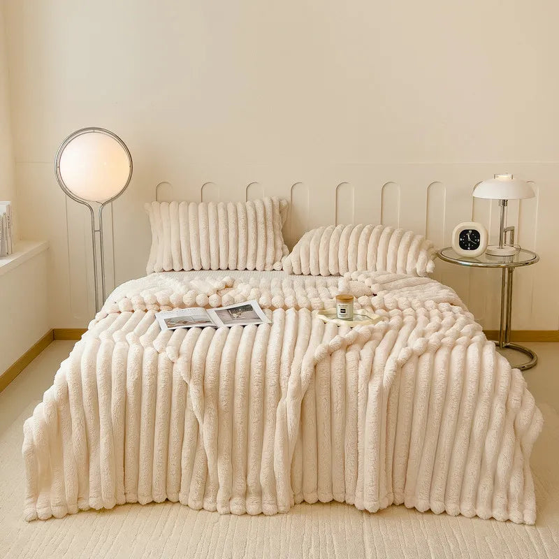 Luxurious Faux Rabbit Fur Blanket Super Soft Throw for Home